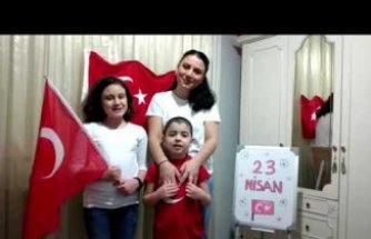 ÇAĞAN ve ECEM' DEN 23 NİSAN BAYRAMI HAZIRLIĞI