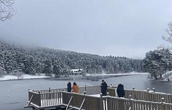 Gölcük Tabiat Parkı'nda kış manzaraları