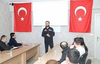 Kavak Belediyesi personeline sivil savunma eğitimi verildi