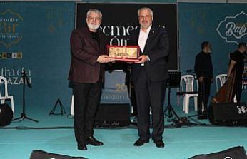 Bafra'da ilahi ve kaside gecesi düzenlendi