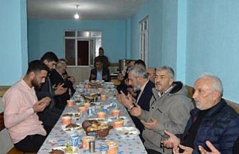 Havza'da mahalle sakinleri iftarda bir araya geldi