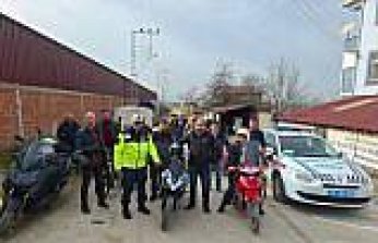 Alaçam'da motosiklet sürücülerine trafik eğitimi verildi