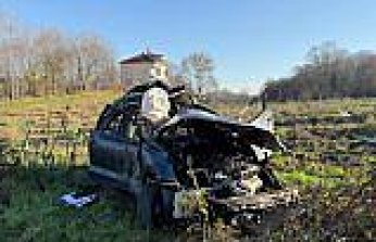 Bafra'da tarlaya devrilen otomobilin sürücüsü öldü