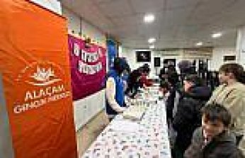 Alaçam'da ramazan dolayısıyla ebru sanatı etkinliği yapıldı