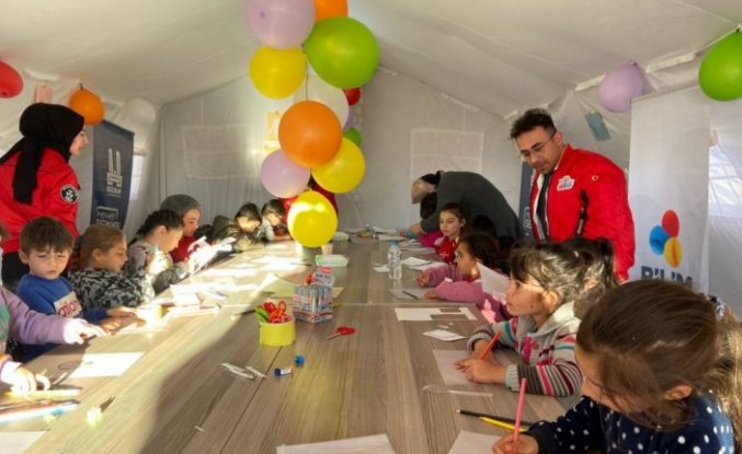 Türkiye Teknoloji Takımı Vakfı çocukların yanında