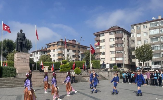 Bolu'da yeni eğitim öğretim yılı başladı