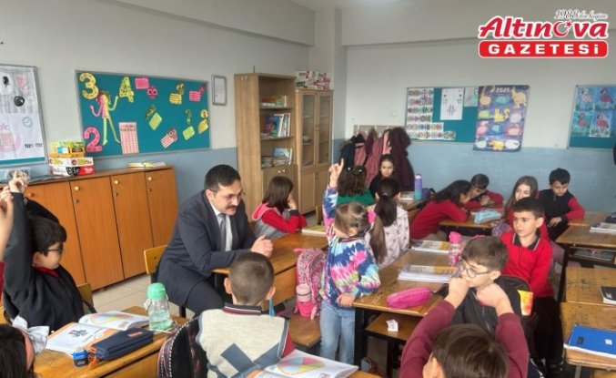 Kastamonu'da Kaymakam, öğrencinin mektupla ilettiği kitap okuma davetini kırmadı