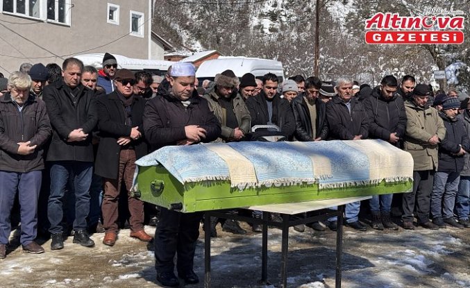 Zonguldak'ta kar temizlerken kalp krizi geçirip ölen öğretmenin cenazesi defnedildi
