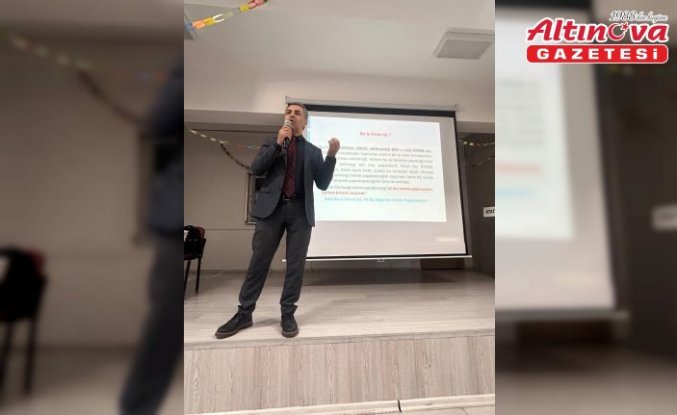 Turhal'da “Geçmişten Günümüze Örneklerle Toplumsal Değerlerimiz“ konulu söyleşi gerçekleştirildi