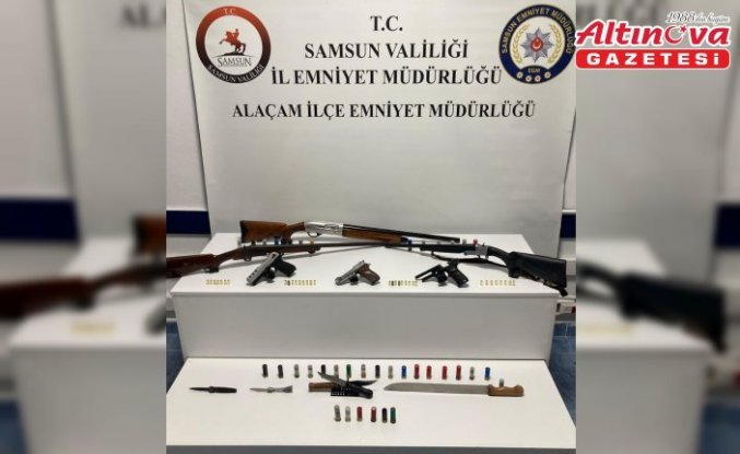 Alaçam'da ruhsatsız silah ve çalıntı motosiklet operasyonunda 2 kişi yakalandı