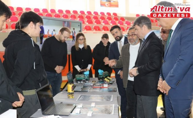 Amasya’da meslek lisesi öğrencileri kendi imkanlarıyla ürettikleri teknolojik ürünleri sergiledi