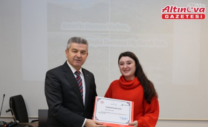 Artvin'de sigara bırakanlara teşekkür belgesi verildi