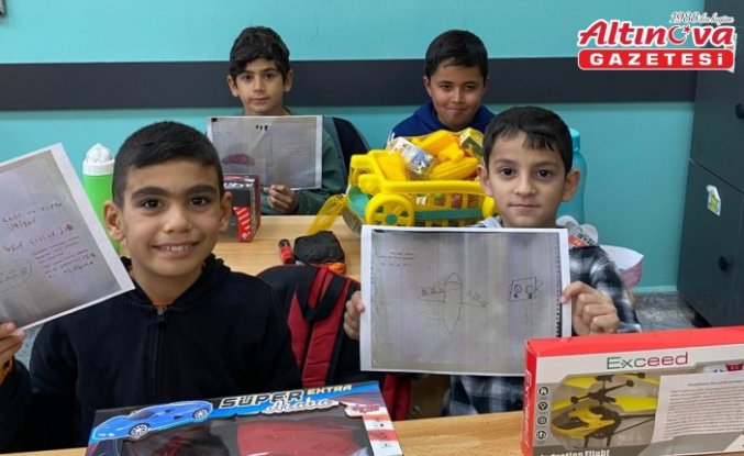 BİRUPSA'dan deprem bölgesindeki çocuklara oyuncak desteği