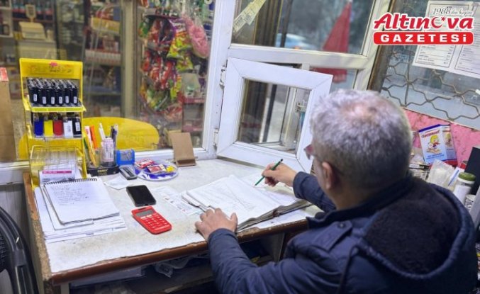 Çorum'da mahalle bakkalındaki 250 bin liralık borç hayırsever çift tarafından ödendi