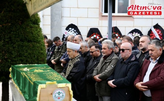 Giresun'daki trafik kazasında ölen dayı ve yeğenin cenazesi defnedildi
