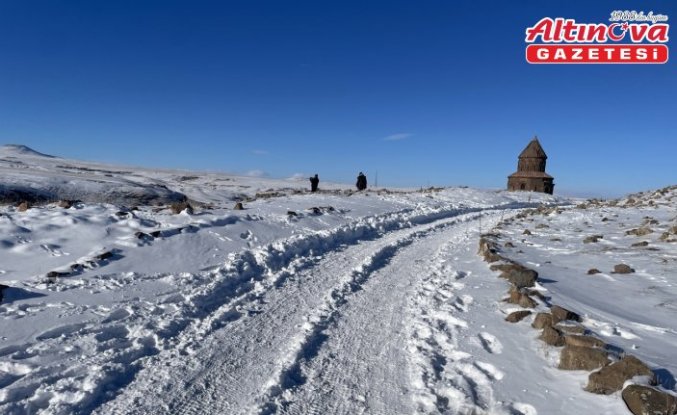 Kars'taki Ani Ören Yeri, beyaza büründü