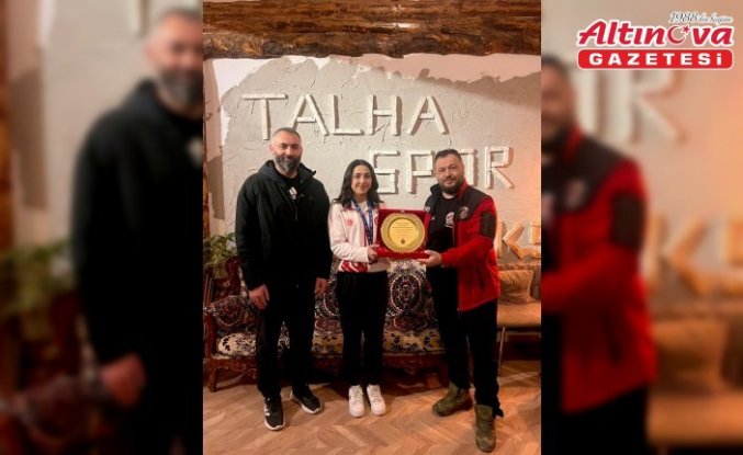 Kastamonu Kamp ve Off-Road Kulübünden kick boksta dünya şampiyonu milli sporcuya ziyaret