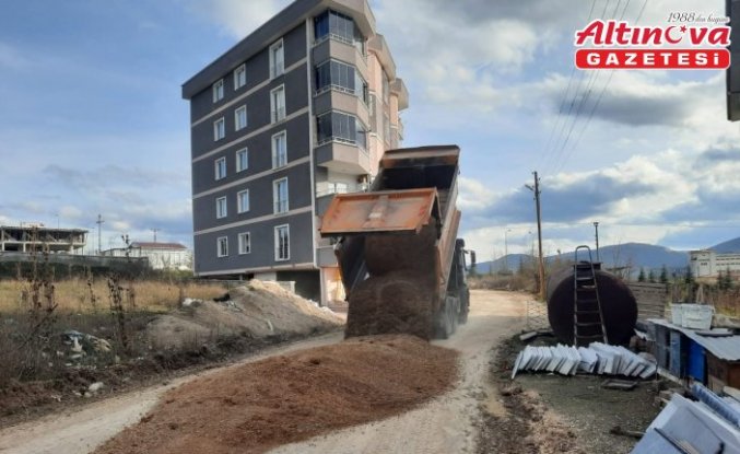 Kavak Belediyesinden Bahçelievler Mahallesi'nde yol düzenlemesi