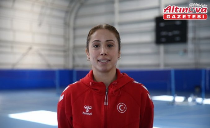 Milli badmintoncu Özge'nin hedefi Türkiye'ye yeni madalyalar kazandırmak