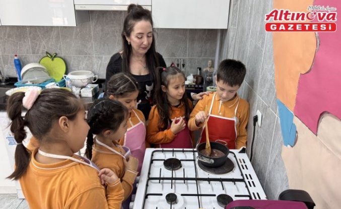 Öğrenciler gündelik yaşam pratiklerini eğlenerek ve yaşayarak deneyimliyor