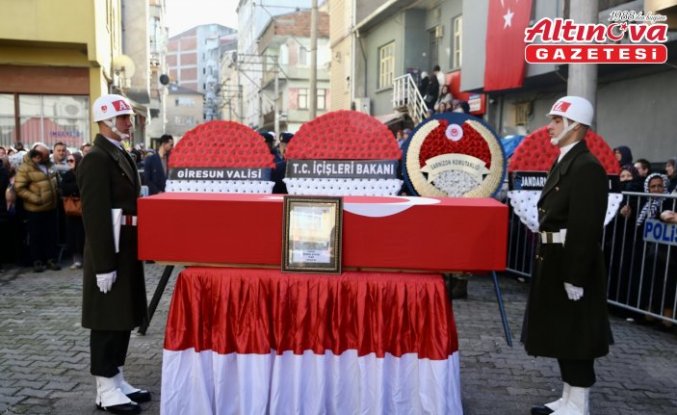 Rahatsızlanarak vefat eden asker memleketi Giresun'da toprağa verildi