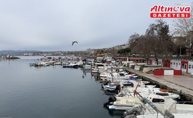 Tekirdağlı balıkçılar lodos nedeniyle 2 gündür denize açılamıyor