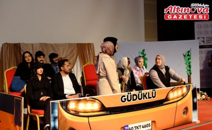TOGÜ'de “Evden İşe Gidene Kadar“ tiyatro oyunu sahnelendi