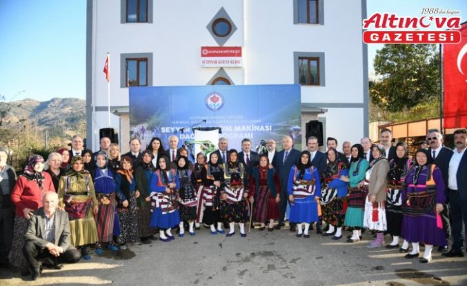 Trabzon'da 40 çiftçiye süt sağım makinesi verildi