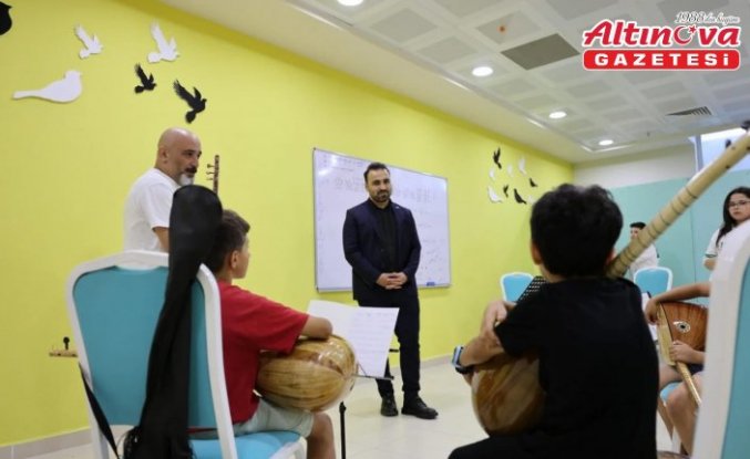 Vezirköprü'de çocuklar için bağlama kursu açıldı