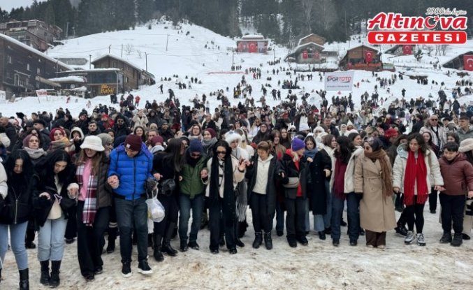 Rize'de “18. Kardan Adam Kış Festivali“ başladı