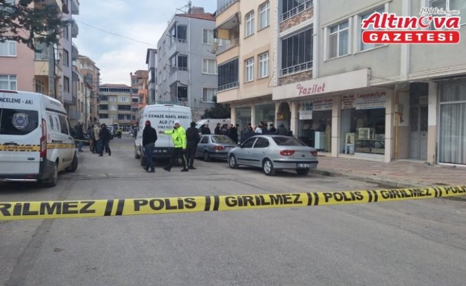 Bafra'da bir kişi apartman girişinde ölü bulundu