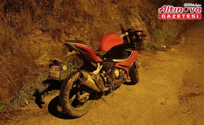 Sinop'ta devrilen motosikletin sürücüsü yaralandı