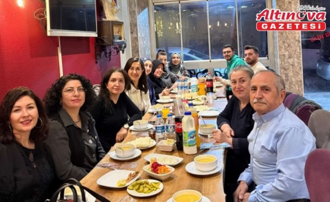 Vezirköprü Devlet Hastanesinde 40 yıllık personele veda