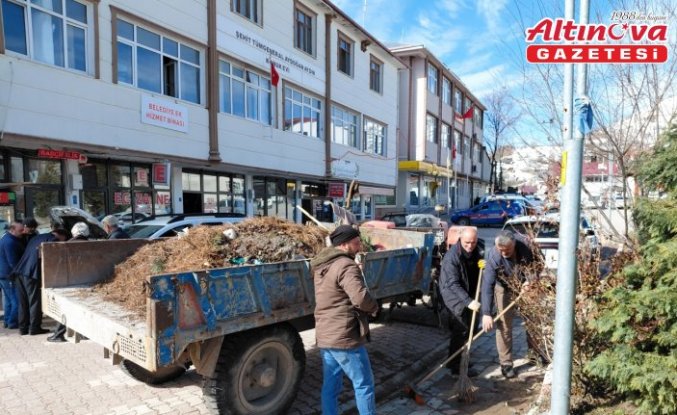 Başçiftlik Belediyesince cadde, sokak, meydan ve park temizliği yapıldı