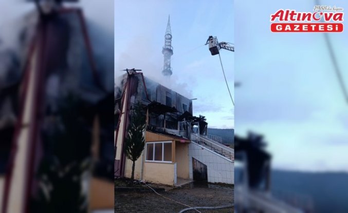 Bolu'da cami yandı