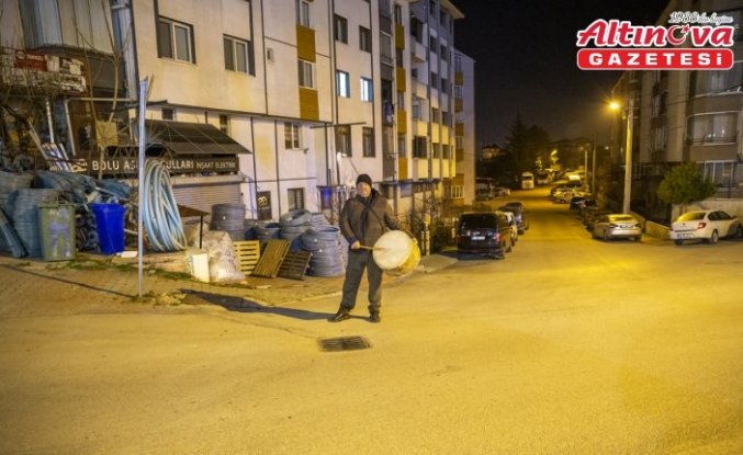 Dede mesleği ramazan davulculuğunu baba oğul yaşatıyor