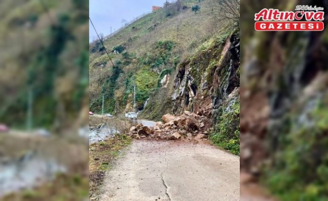 Giresun'da heyelan nedeniyle köy yollarında ulaşımda aksama yaşandı