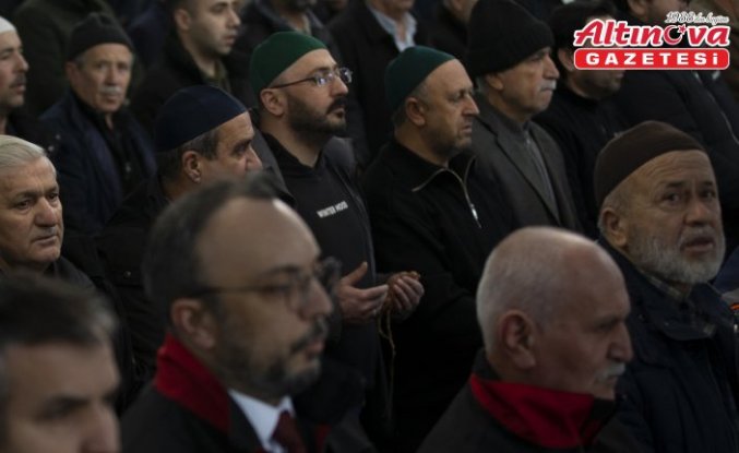 Kahramanmaraş merkezli depremlerde yaşamını yitirenler için Bolu'da mevlit okutuldu