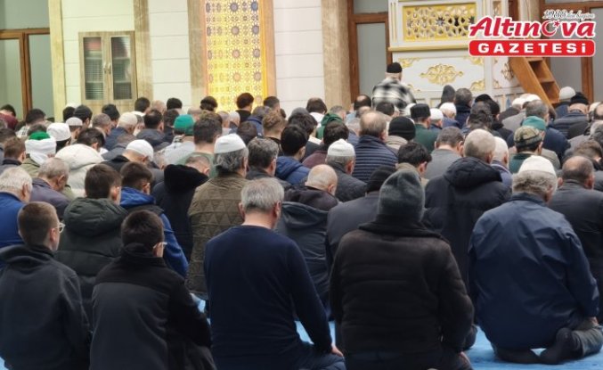 Karabük'te Enderun usulüyle teravih kılındı