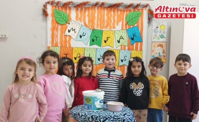 Kargı'da anasınıfı öğrencileri iftar için yoğurt mayaladı
