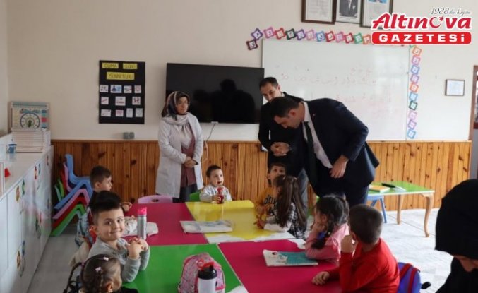 Küre Kaymakamı Hasan Çakır, Kur'an kursunu ziyaret etti