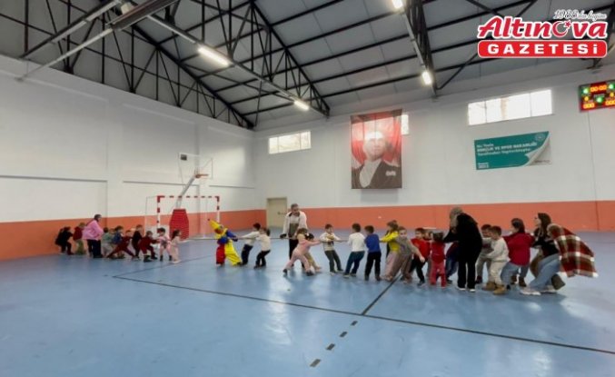 Küre'de minik öğrenciler sporla tanıştı