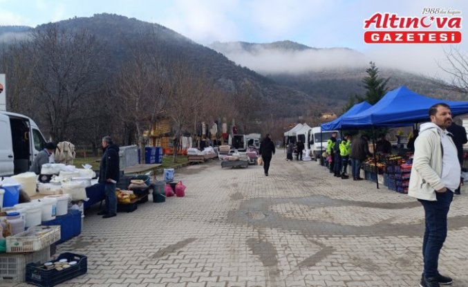 Laçin'de yaklaşık 5 yıldır kapalı olan pazar yeniden açıldı