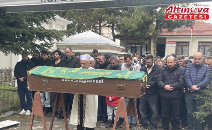 Muğla'daki trafik kazasında yaşamını yitiren motosikletli Bolu'da toprağa verildi