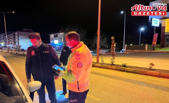 Niksar'da yapılan denetimde sürücülere 17 bin 444 lira para cezası verildi