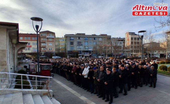 Samsun'da ırmakta cesedi bulunan kişi toprağa verildi