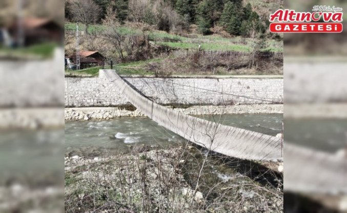 Sinop'ta rüzgar nedeniyle dönen asma ahşap köprüden düşen 2 kişi yaralandı