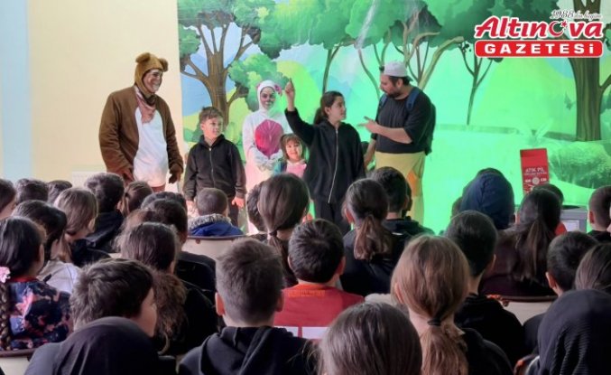 Sinop'ta sıfır atık ve geri dönüşümün önemi tiyatro oyunuyla anlatıldı