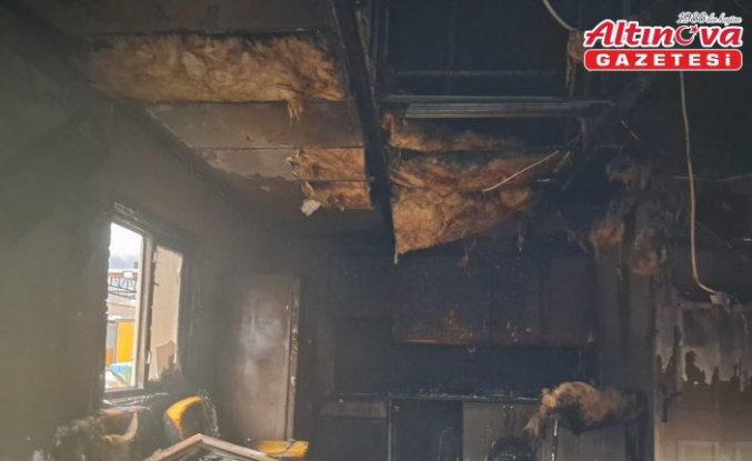 Tekkeköy'de prefabrik konteynerdeki yangın söndürüldü