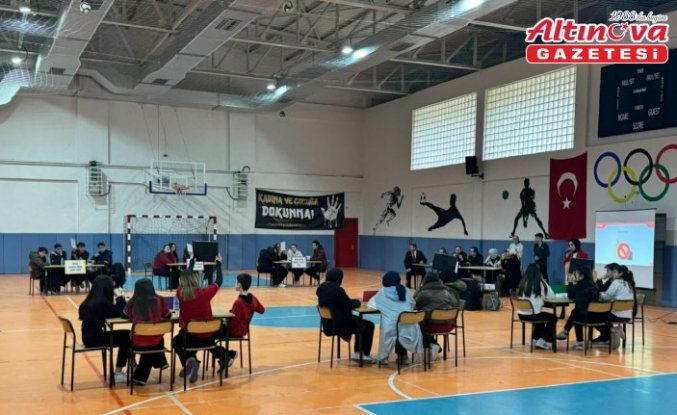 Tosya'da liseler arası bilgi yarışması düzenlendi